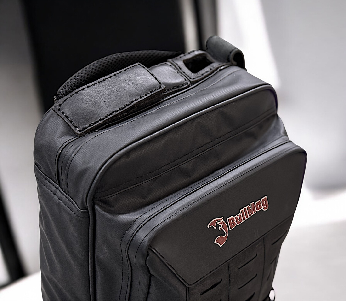 BullMag Folio Backpack